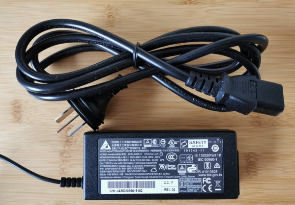 雙萬兆網口的異地組網神器：威聯通QHora-301W路由器使用體驗