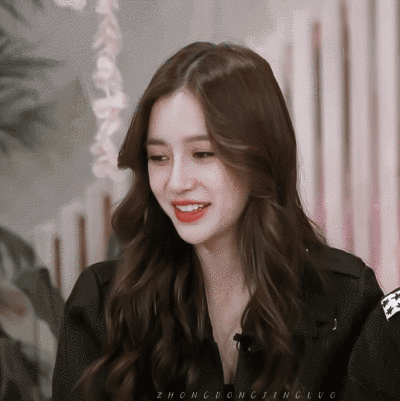 轉型網紅直播的10個女明星,各有各的故事,看看都有誰 轉型網紅直播的10個女明星,各有各的故事,看看都有誰