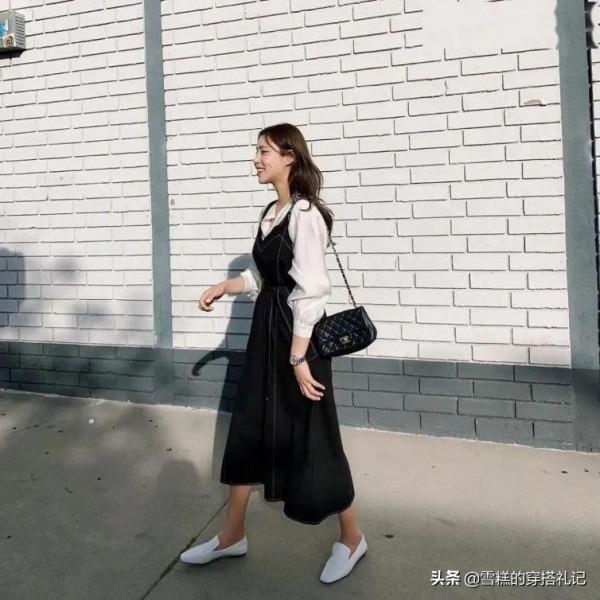 女人45歲以後,不管穿褲子還是裙子,少穿這2種鞋子,低階沒氣質 女人45歲以後,不管穿褲子還是裙子,少穿這2種鞋子,低階沒氣質