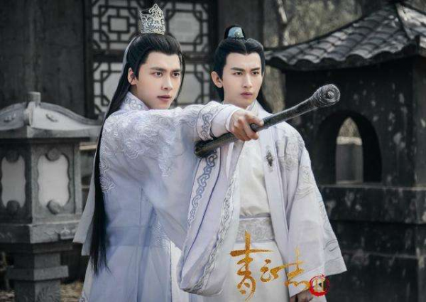 古裝美男有短板：李易峰發福，任嘉倫腿短，成毅全靠“破碎感”？