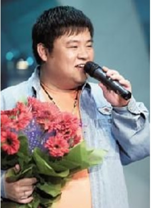 金學峰：昏迷不醒，險些成為植物人，老婆懷孕6個月不離不棄