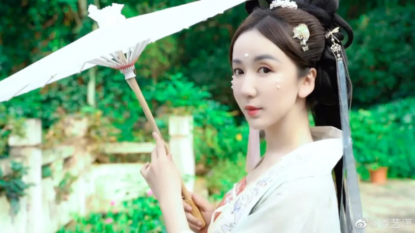 明明擁有媽生美貌，卻變成&OpenCurlyDoubleQuote;整容怪物&rdquo;？她們何苦啊