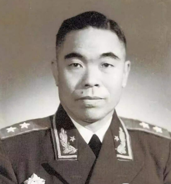 1951年曾澤生受表彰後說心裡話,彭德懷不同意,直言:這是什麼話 1951年曾澤生受表彰後說心裡話,彭德懷不同意,直言:這是什麼話