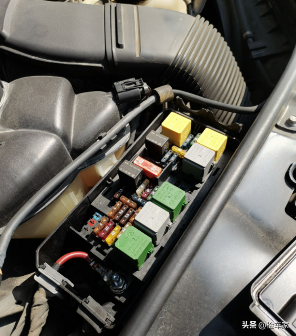 尷尬了!在朋友手裡花32萬買輛賓士商務車,檢測後差點“翻船” 尷尬了!在朋友手裡花32萬買輛賓士商務車,檢測後差點“翻船”