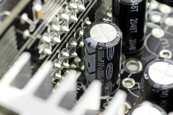 內建全日系電容,美商艾湃電競650W金牌全模電源AJ-650M拆解 內建全日系電容,美商艾湃電競650W金牌全模電源AJ-650M拆解