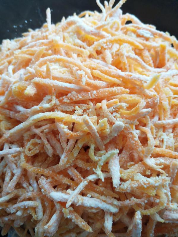 減肥吧――蒸紅蘿蔔絲