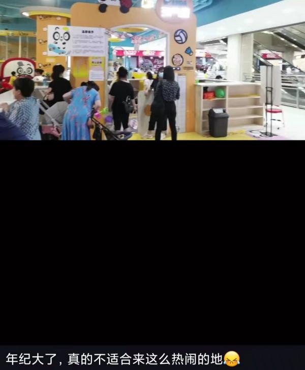 “40多歲生孩子，能跟得上孩子的體力嗎？”30歲的雙胞胎媽媽發問