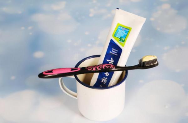 中國江南一座小鎮，一年生產75億支牙刷，霸佔全球30&percnt;的市場