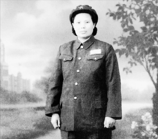 她是108歲的女紅軍，帶弟弟走完長征，開國上將夫人對其感念終生