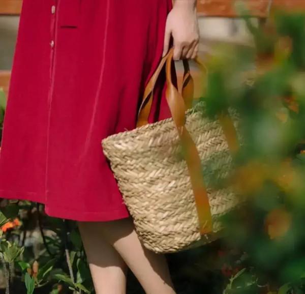 現代詩《渴望擁抱》