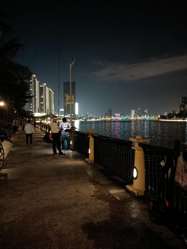 「雙11」半下午,一家人,一份餌,三條魚,盡享親子垂釣之樂… 「雙11」半下午,一家人,一份餌,三條魚,盡享親子垂釣之樂…