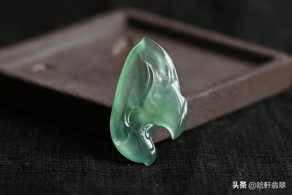 比帝王綠還值錢的「龍石種」翡翠！真的存在嗎？