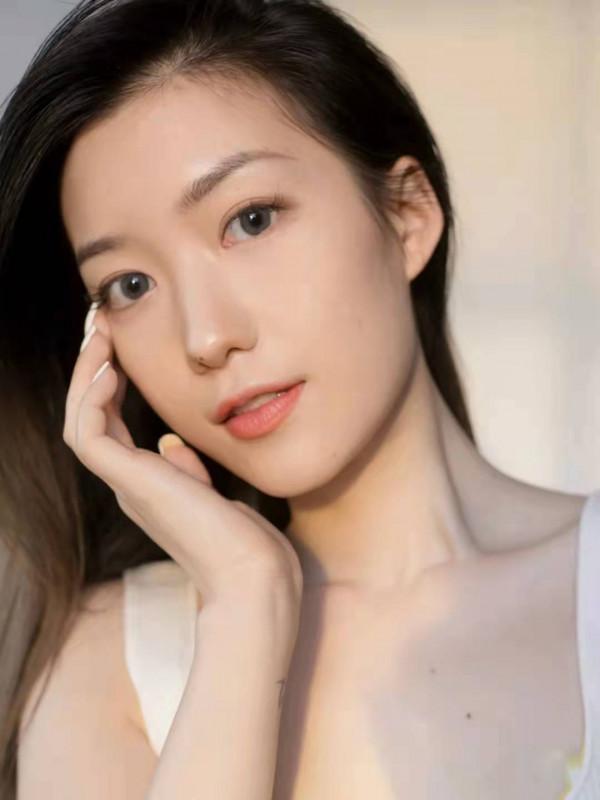 睡前堅持四個好習慣，面板不僅越來越光滑，還能變年輕不少