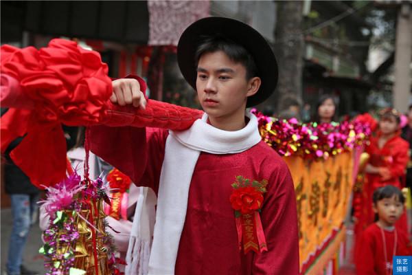 回顧往年潮汕傳統習俗營老爺，帶著神明遊鄉村，盛大場面你見過嗎