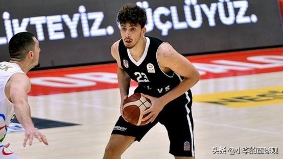 申京為啥會被低估 火箭為何敢透支未來兩個受保護選秀權 來選中申京