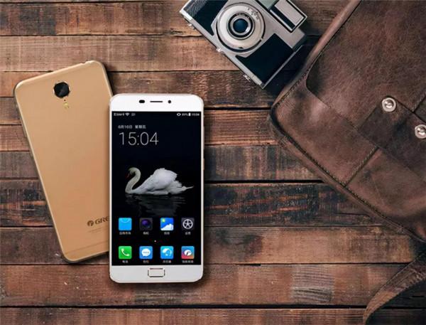 手機經常彈出“系統更新”提示，究竟要不要升級？