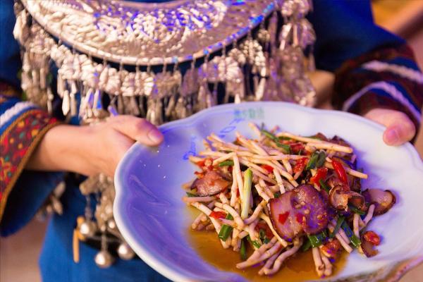 “難以下嚥”的6種特色美食,十一出遊請避開,否則嚴重影響心情 “難以下嚥”的6種特色美食,十一出遊請避開,否則嚴重影響心情