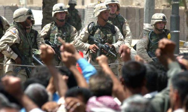 2005年，八名福建農民在伊拉克被綁架，中國大使四闖死亡之路營救