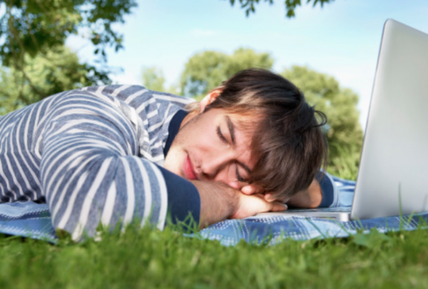 睡覺時，身體突然“抖”一下，到底是哪裡出現了問題？