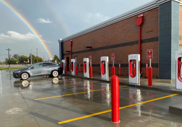 美國電動汽車稅收抵免增加至12500美元，但買特斯拉不行