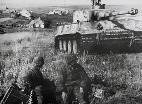 第聶伯河下游戰役——曼施坦因三大集團軍對陣朱可夫紅軍四大集團