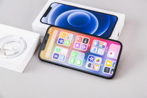 iPhone 13等不及?中秋換機這幾款促銷機型更值得入 iPhone 13等不及?中秋換機這幾款促銷機型更值得入