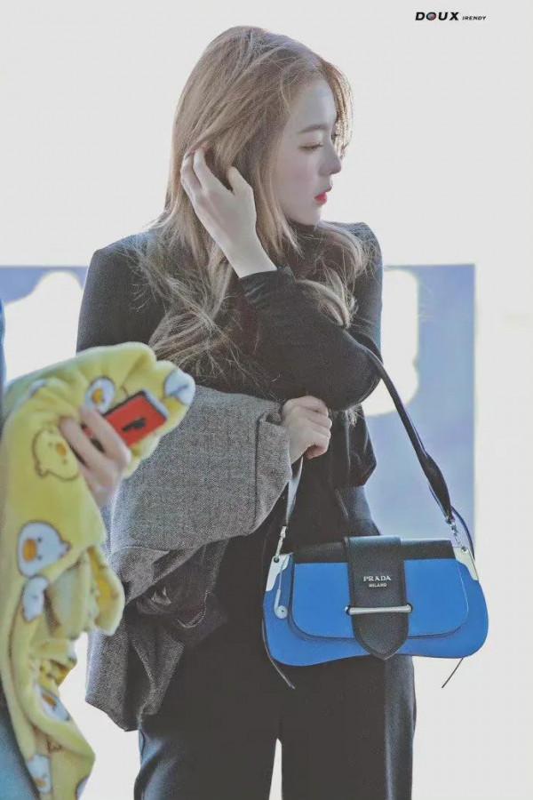 裴珠泫的機場圖 這氛圍感bg女主有了臉 &period; &ZeroWidthSpace;&ZeroWidthSpace;&ZeroWidthSpace;