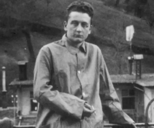 拿了諾獎後,他為何做“間諜”? 拿了諾獎後,他為何做“間諜”?