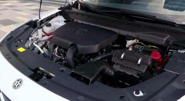 實拍啟辰大V，一體式雙聯屏配1.5T引擎，瞄準哈弗初戀和傳祺GS4