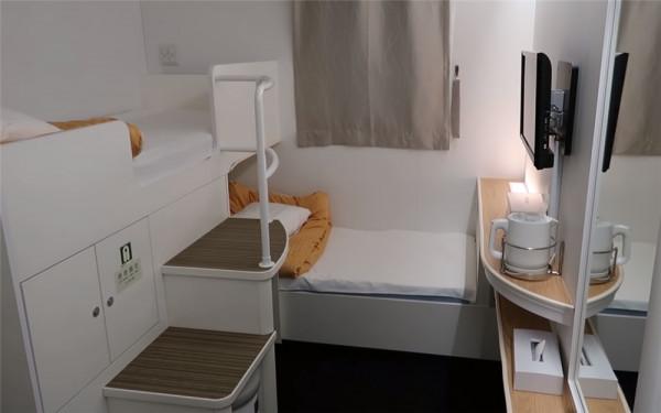 在日本渡輪頭等艙住15小時：不到7㎡的小房間，打掃得一塵不染