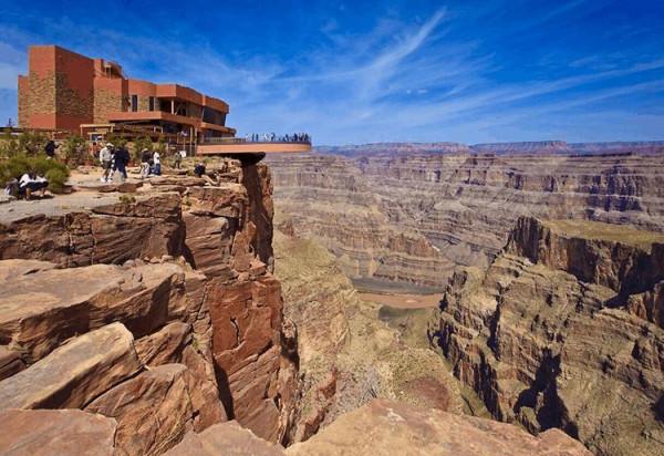 羅拉多大峽谷：一個舉世聞名的自然奇觀