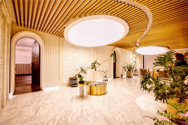 住在北京後海、南鑼鼓巷的四合院，過一把老北京四九城的生活