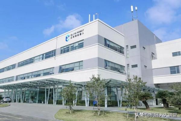 2年2-3倍增速,年實際交付量超過2000臺,協作機器人爆發力初顯? 2年2-3倍增速,年實際交付量超過2000臺,協作機器人爆發力初顯?