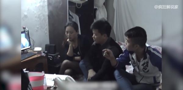 工地出租屋的“灰色交易”，主角被抓才敢上映，這部紀錄片太敢拍