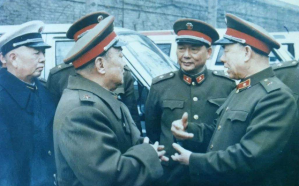 他解放戰爭時期入黨，1955年授予少校，1988年晉升上將，活了91歲