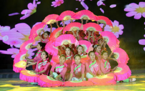 金鐘仁新歌MV引爭議,中國結竟成東洋風?韓國愛豆成中國男團? 金鐘仁新歌MV引爭議,中國結竟成東洋風?韓國愛豆成中國男團?