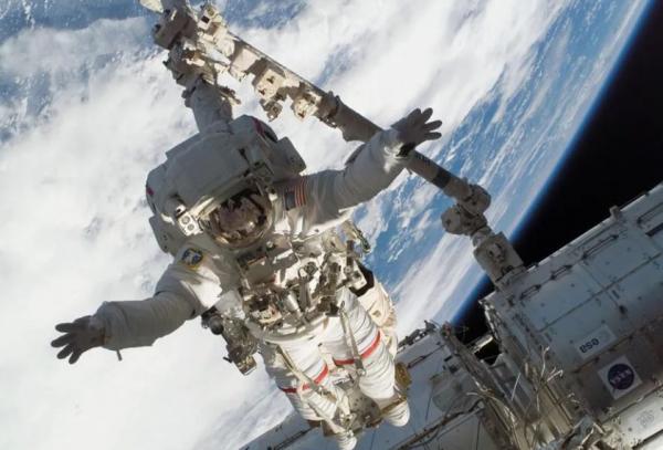 我國機械臂可以剪斷美國衛星板,捕捉美衛星?這只是美國人妄想症 我國機械臂可以剪斷美國衛星板,捕捉美衛星?這只是美國人妄想症