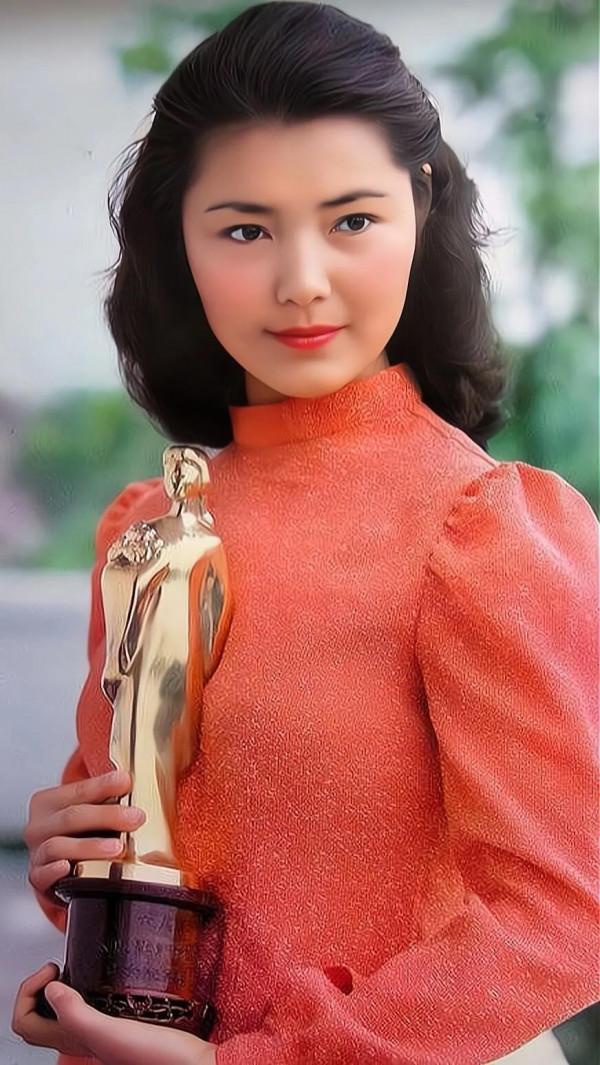 80年代女神 姜黎黎