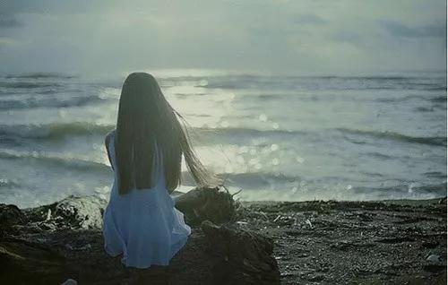 她36歲當奶奶,沒上過學卻考了駕照,還從駕校給兒子帶回一個女友 她36歲當奶奶,沒上過學卻考了駕照,還從駕校給兒子帶回一個女友