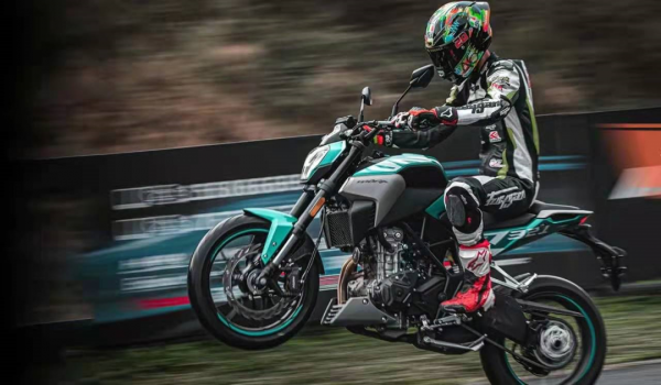 國產300級別摩托車簡評,看完對你的選擇會有幫助 國產300級別摩托車簡評,看完對你的選擇會有幫助