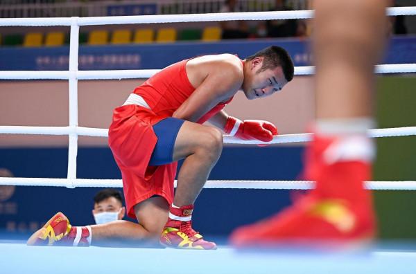 拳擊——男子91公斤以上級半決賽賽況