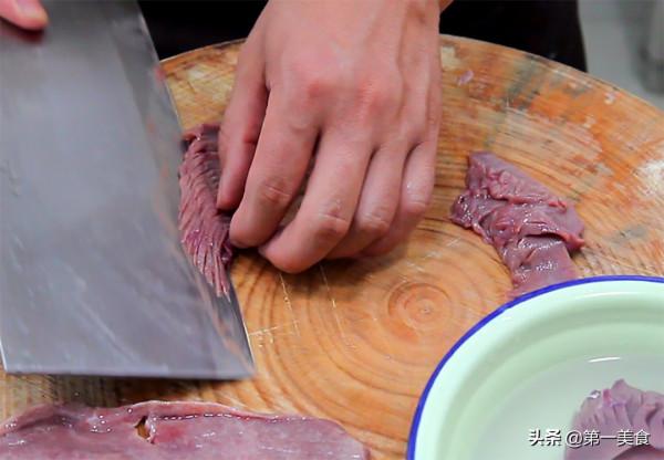 飯店的椒麻腰花為啥無腥味,原來處理腰花有竅門,大廚教你這樣做 飯店的椒麻腰花為啥無腥味,原來處理腰花有竅門,大廚教你這樣做