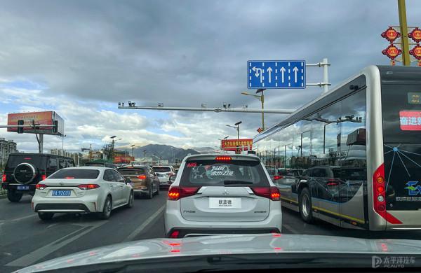 西藏去了很多次,這次開著歐藍德進入了不丹邊境 西藏去了很多次,這次開著歐藍德進入了不丹邊境