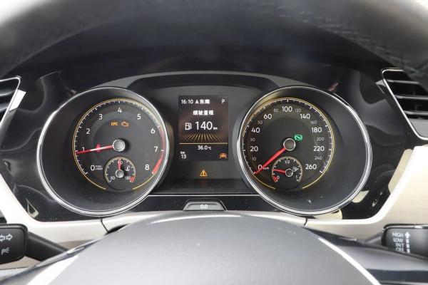 15&period;18萬起售，配1&period;4T發動機，油耗低至6L，實拍上汽大眾途安L