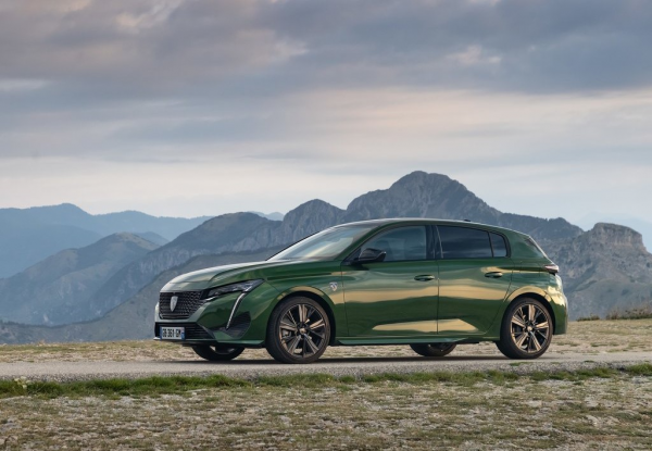 或迴歸國內？標緻全新308專利圖曝光