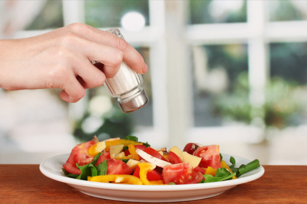 想要減肥，這些7類&OpenCurlyDoubleQuote;食物&rdquo;要少吃，3大標準判斷自己是否肥胖