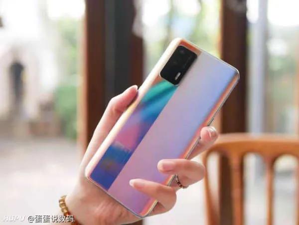 千元比較值得買的手機，這個算嗎？