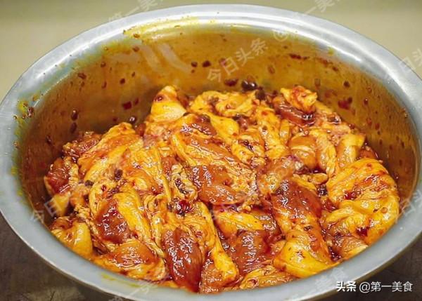 過年必吃的4道硬菜，提前做好，吃時熱一熱，越熱越香，省事