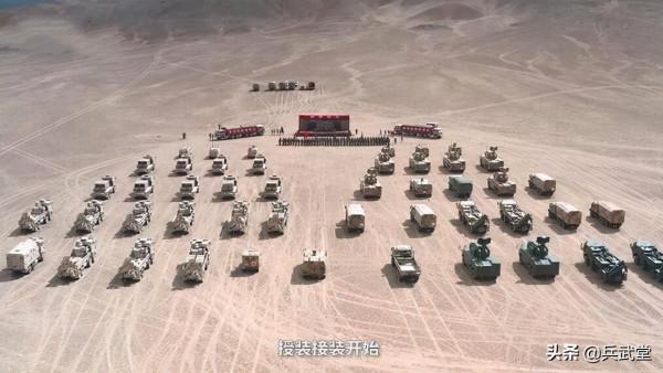 國內火力團三件套到位?155卡車炮加122箱火,車頭扎紅花鋼多氣足 國內火力團三件套到位?155卡車炮加122箱火,車頭扎紅花鋼多氣足