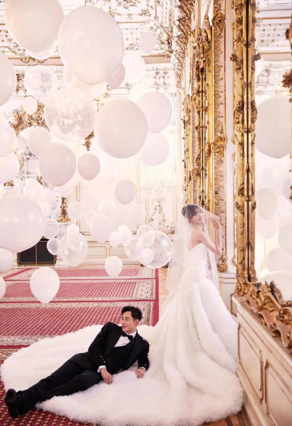 娛樂圈創意婚紗照